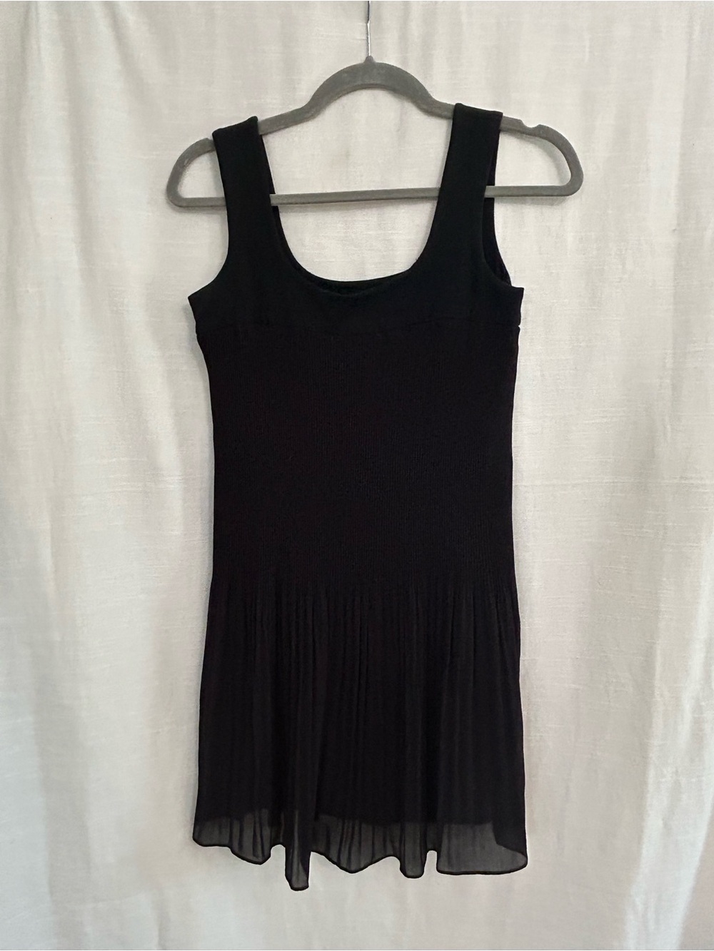 Vintage 1990's Y2K Vivienne Tam Black Sleeveless‎ Pleated Lined Mini Dress